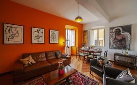 Casa Robina